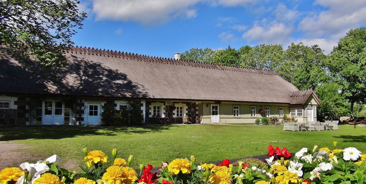 Vanatoa Farmhotel Koguva Bagian luar foto